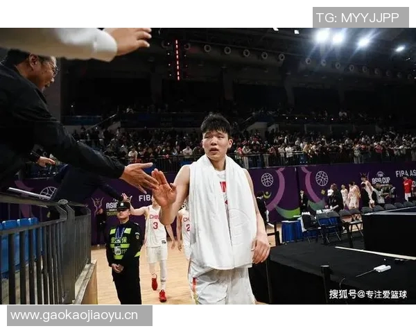 杨瀚森意外被选第16顺位中国球迷对此感到惊讶与期待