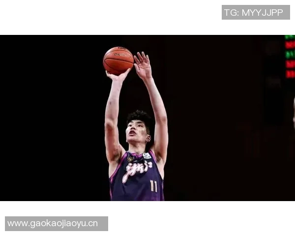 余嘉豪世预赛后紧急回归西乙赛场极限操作引发关注 余嘉豪世预赛后紧急回归西乙赛场极限操作引发关注