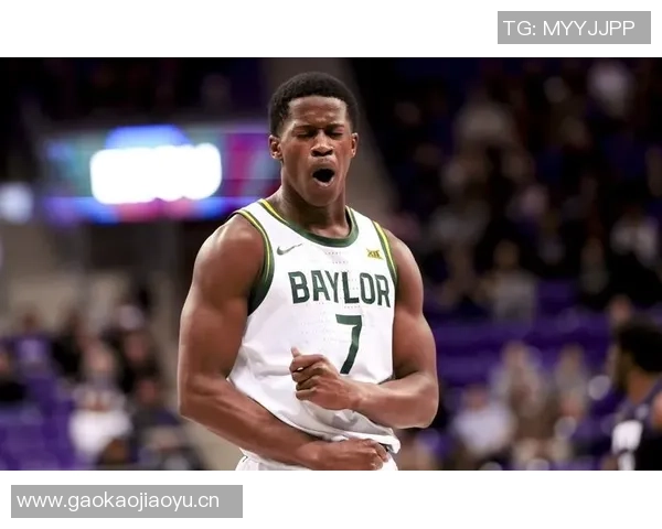 76人探花埃奇库姆表现亮眼13中4贡献全面数据助球队大胜 76人探花埃奇库姆表现亮眼13中4贡献全面数据助球队大胜