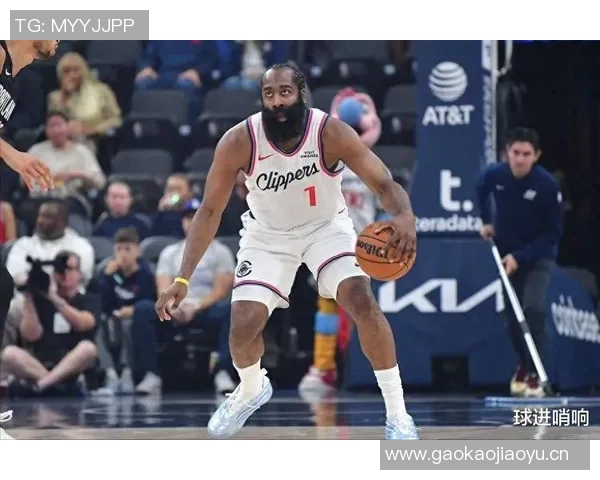 快船迎战开拓者博格丹赛季首秀与哈登小卡齐发力