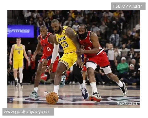 湖人火箭连胜势头强劲雷霆遭遇首败三双王们的辉煌记录再度刷新 湖人火箭连胜势头强劲雷霆遭遇首败三双王们的辉煌记录再度刷新