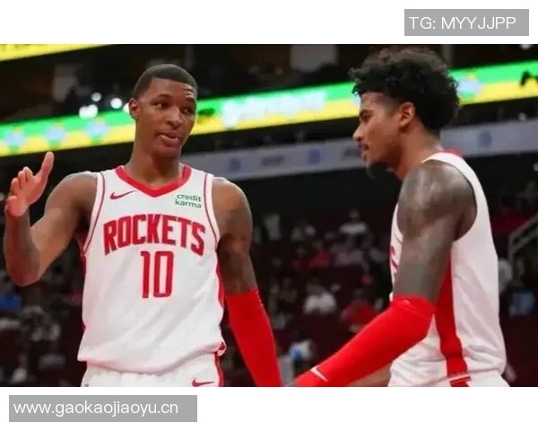 小贾巴里季前赛表现抢眼场均135分45板命中率超五成 小贾巴里季前赛表现抢眼场均135分45板命中率超五成