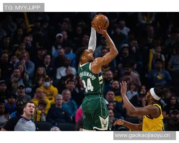 乔治复出表现平平上半场仅得7分3板状态待调整 乔治复出表现平平上半场仅得7分3板状态待调整