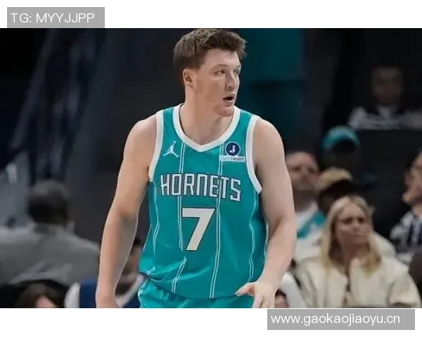 克尼佩尔半场表现低迷仅得5分2助攻正负值9成为全队最低 克尼佩尔半场表现低迷仅得5分2助攻正负值9成为全队最低